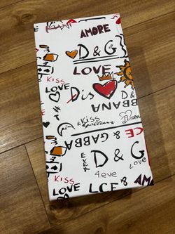 D&G slides size 8