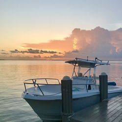 2002 Edgewater 225CC