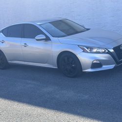 2019 Nissan Altima