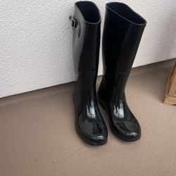 Rain Boots / 