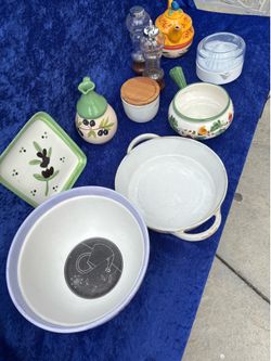 Good condition kitchen stuff each $5