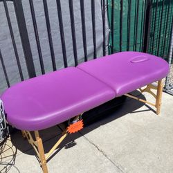 Used Creative Touch Oval Folding Massage Table (READ DESCRIPTION)