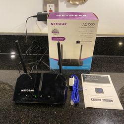 NETGEAR AC1000 Dual-Band Wireless Router with Speeds 300+700Mbps Easy Setup