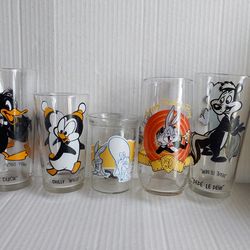 Looney Tunes Characters Pepsi And Welch's Glass Cup Set Of 5 - Collectible Cups