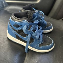 Kids Jordan Size 11C