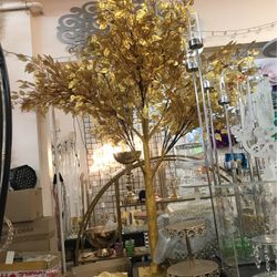 Gold Leaf Tree