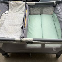 Graco Pack ‘n play care suite changing attachment ONLY.