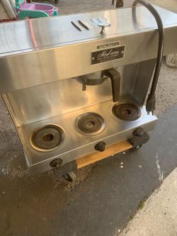 Commercial coffee maker no pots