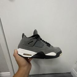 Jordan 4 Cool Grey Retro (2019) Size 9