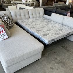 Sectional With Full Sleeper Mattress 