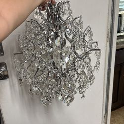 Chandelier 
