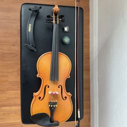 Student Violin (Great Condition - With Black Used Case)