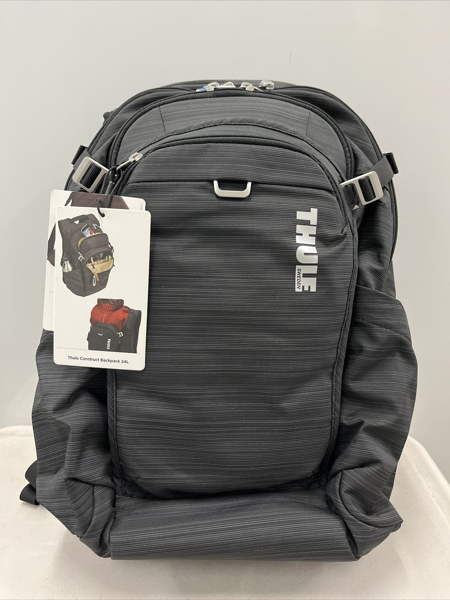 Thule Construct Backpack 24L Laptop Bag 15.6 Storage Travel Hiking (contact info removed) Black NEW