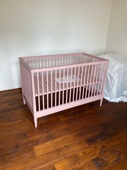 Crate and Barrel Crib, Pink Mauve Dusty Rose