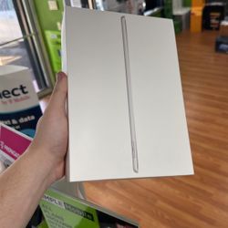 iPad 9th Gen Wifi Cell New Open Box 64Gb 