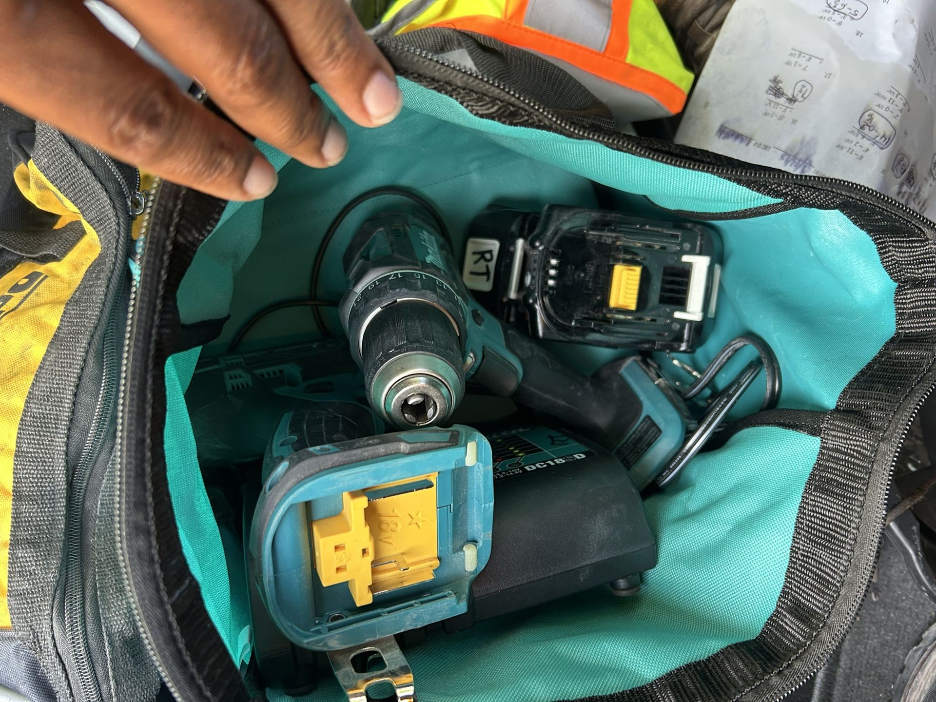 Makita Drill/impact Set