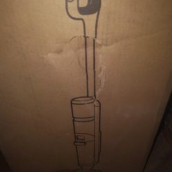 ULTENIC CORDLESS WET.DRY VACUMN CLEANER  NEW IN The BOX