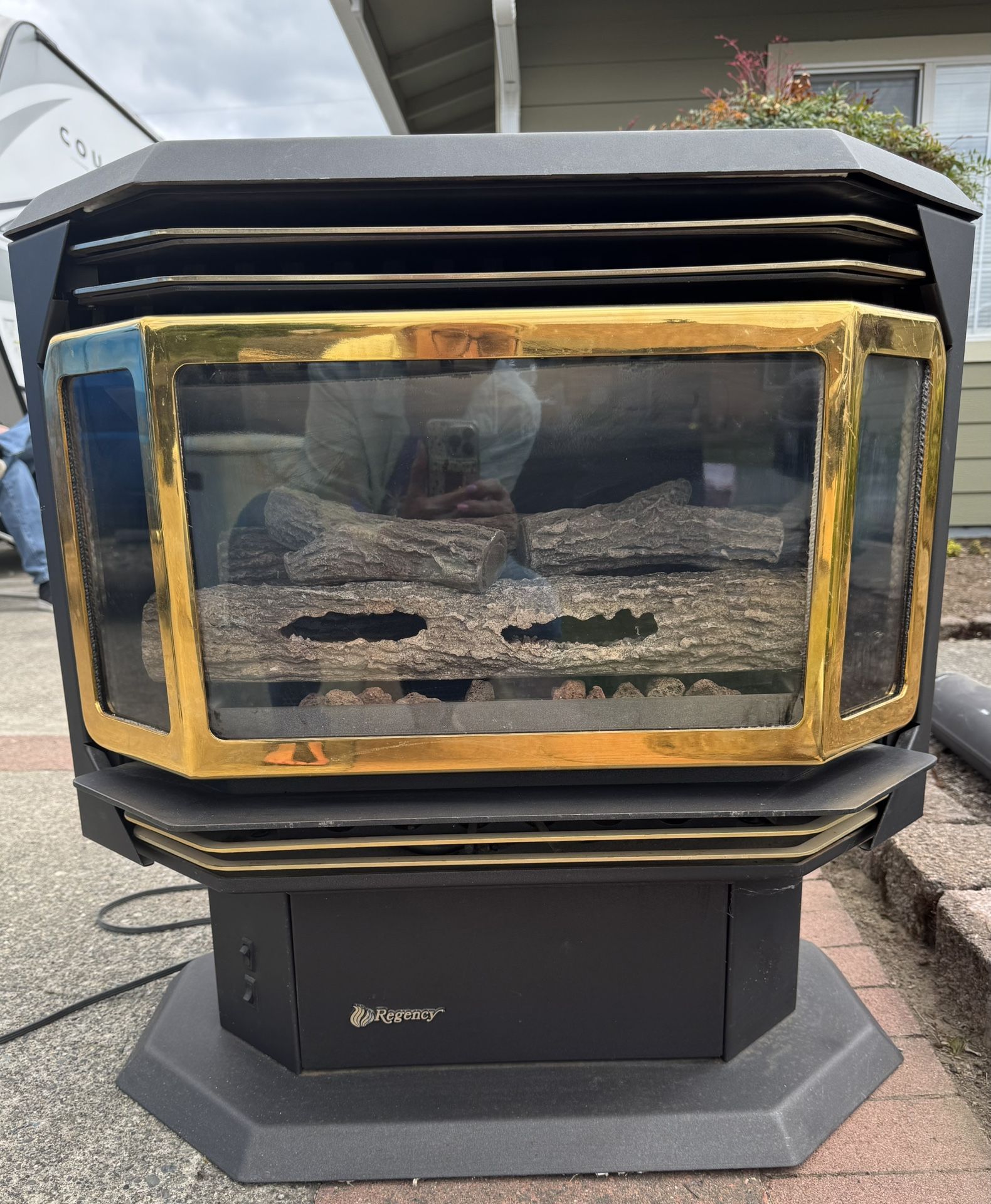 Regency Freestanding Gas Stove