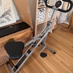 FlyBird Exercise Machine- Squats-strength Building/ New