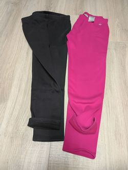 Girls fleece leggings 
Size 10_12
Brand Eddie Bauer 
Condition used good 
No returns 
Feel free to ask questions 
Happy to bundle 
Please check my oth