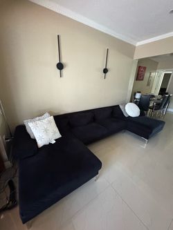 Black Sectional Sofa