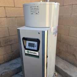 AO Smith Custon Xi Automatic Electric Water Heater
