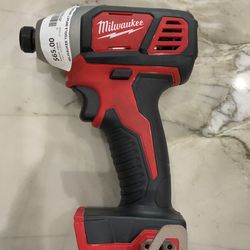 Milwaukee M18 18V Cordless 1/4" Impact Driver Power Tool Only 2656-20