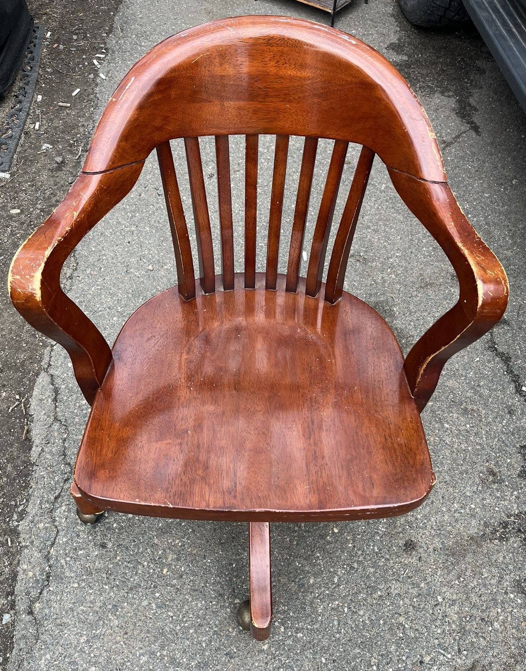 1997 Bombay Bankers Chair