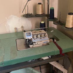 Juki  Over Look Sewing Machine 