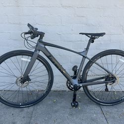 Giant FastRoad AR  Advanced XS 2 Road Bike Like New!!