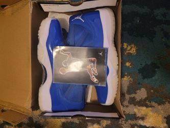 9.5 Navy Royal Blue Jordan 11