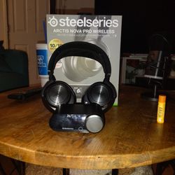 Steelseries Arctis Nova Pro Wireless 