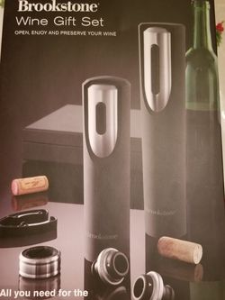 Brookstone Wine Gift Set