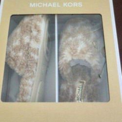 Michael Kors Slippers 