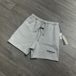 Essentials Shorts