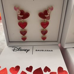 Dinsey BAUBLEBAR winnie the pooh piglet earrings