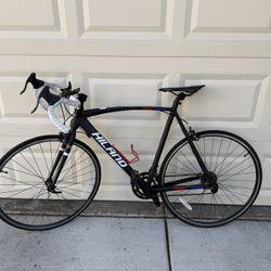 Hilano Aluminum Road Bike – Lightweight, Tuned, Ready to Ride