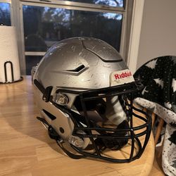 Speed flex football helmet