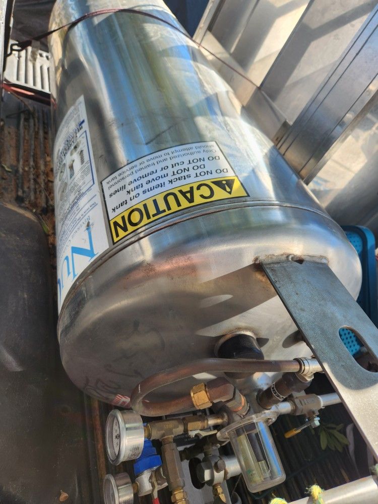 NuCo2 300psi Commercial Soda Carbonation Tank