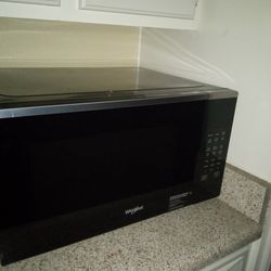 Microwave New From Whirlpool 