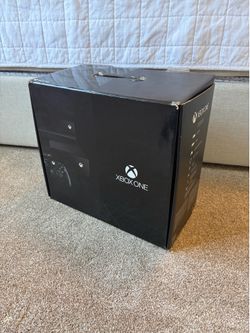 Xbox One 500GB Console with Kinect + Original Box & Accessories