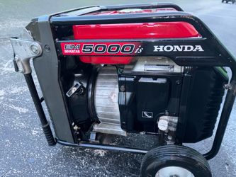 QUIET HONDA 5,000 WATT GENERATOR • 120V/240V • 20A & 30A • GOOD CONDITION • $1650 FIRM