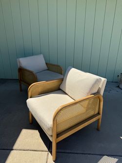 2 Target Threshold Cane and Upholstered Accent Chair