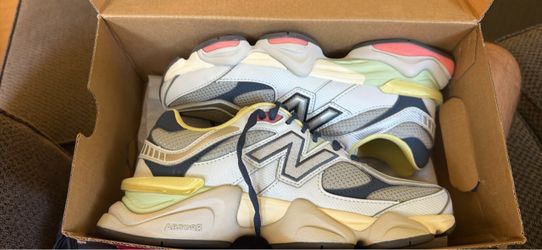 New Balance size 7.5 woman