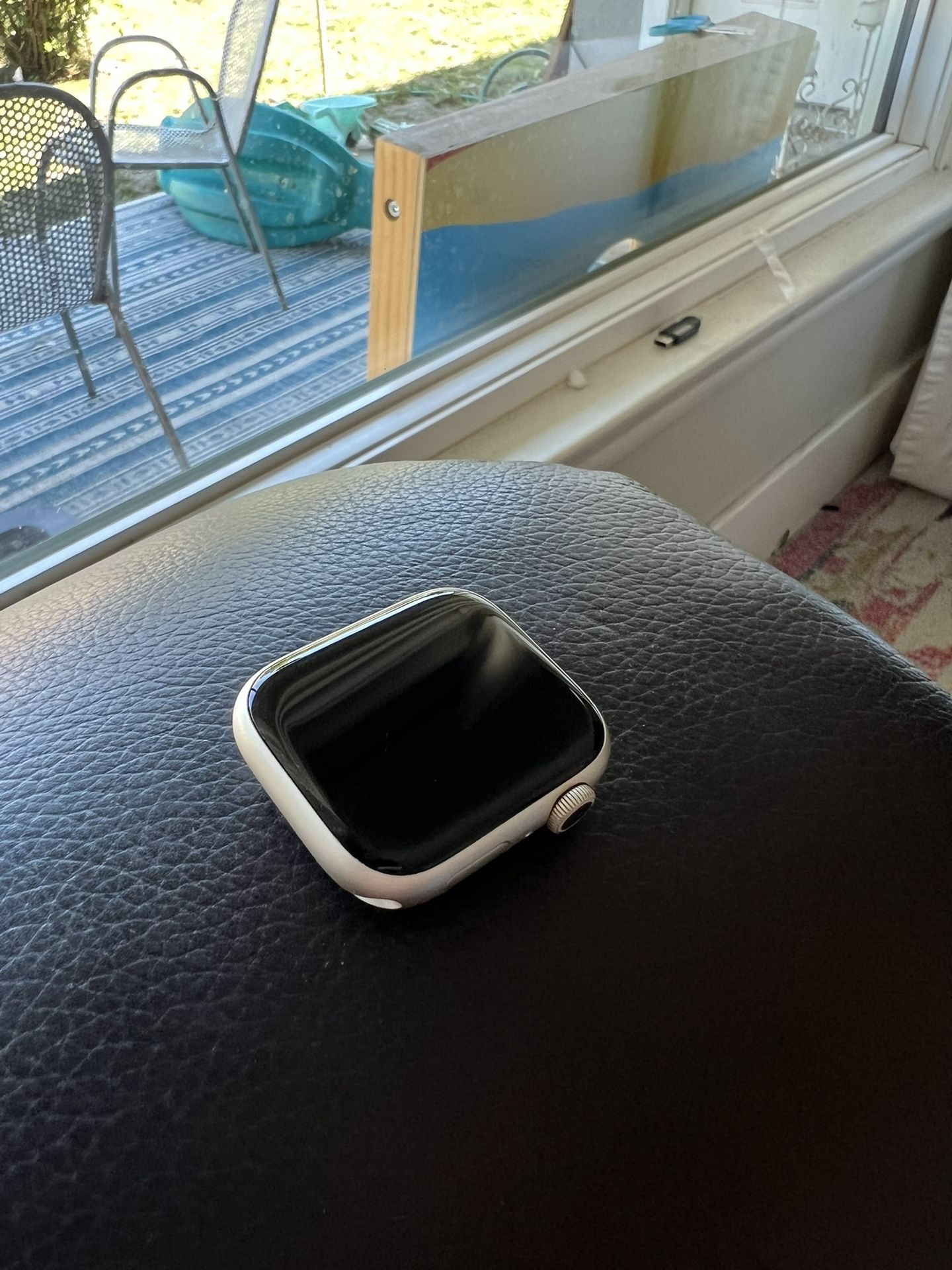 Apple Watch Series 7 / 45mm Aluminum 