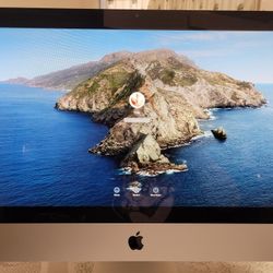 Apple IMac 21.5 Inch. 