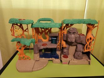Fisher-Price Imaginext Gorilla Mountain Jungle Playset w/ 3 Figures