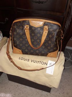 Authentic Louis Vuitton Retiro Handbag Monogram Canvas PM for Sale in  Running Springs, CA - OfferUp