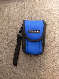 Nintendo DS Blue Carrying Case Pouch Bag 6 Game Slot EUC 6" X 4" X 1.5"