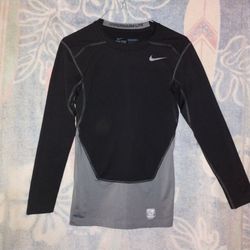 Woman's New Nike Pro Combat Dry Fit Compression shirt